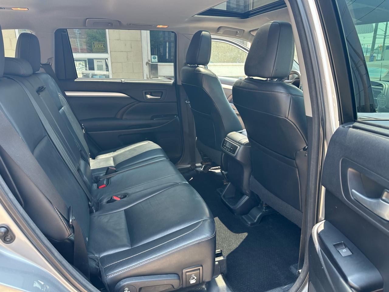2015 Toyota Highlander Hybrid XLE - Photo #13