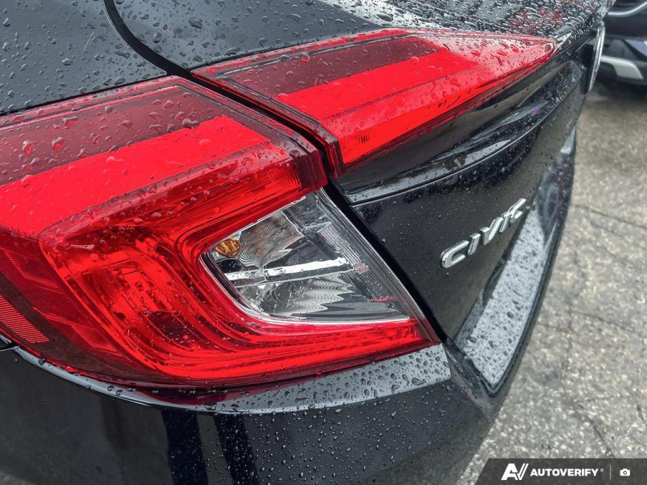 2018 Honda Civic EX / SUNROOF / BLINDSPOT CAMERA / HTD SEATS / AUTO - Photo #8