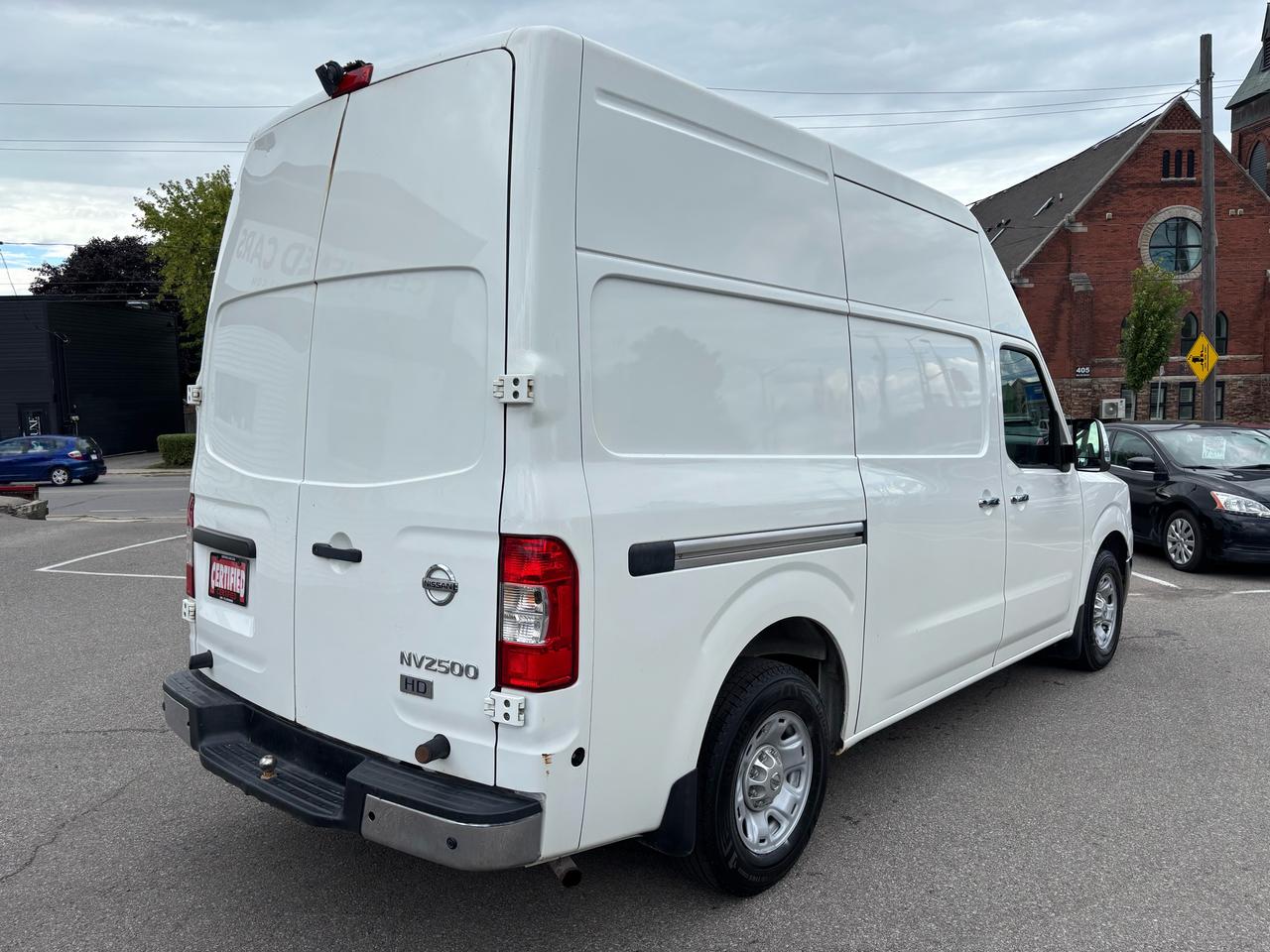 2012 Nissan NV 2500 SV ** CRUISE, HIGH ROOF ** Photo