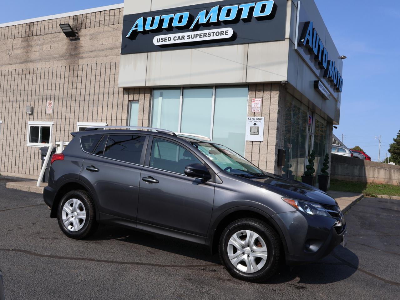 Used 2015 Toyota RAV4 LE AWD CERTIFIED *ACCIDENT FREE* CAMERA BLUETOOTH HEATED SEATS CRUISE for sale in Burlington, ON