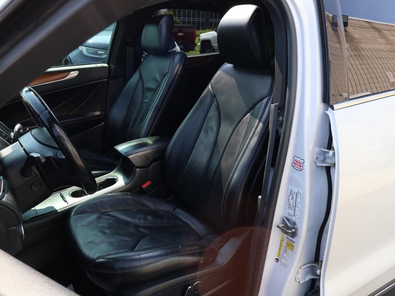 2017 Lincoln MKC RESERVE AWD CERTIFIED *ACCIDENT FREE*FORD MAINTAIN* CAMERA NAV BLUETOOTH LEATHER HEATED SEATS PANO ROOF CRUISE ALLOYS - Photo #14