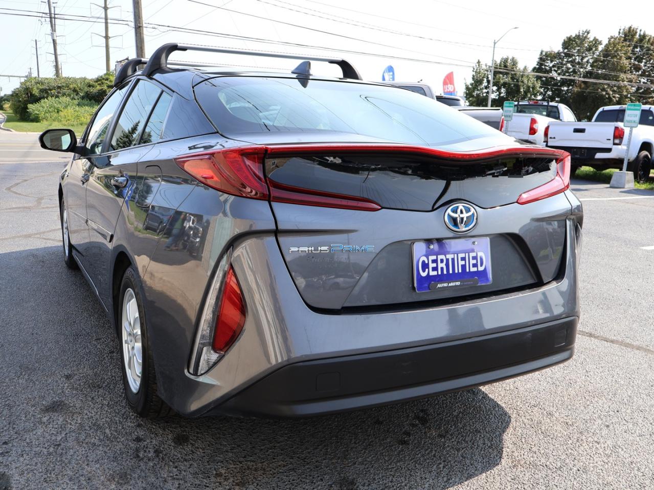 2021 Toyota Prius Prime PLUG-IN UPGRADE CERTIFIED *ACCIDENT FREE* CAMERA NAV BLUETOOTH LEATHER HEATED SEATS CRUISE ALLOYS - Photo #5