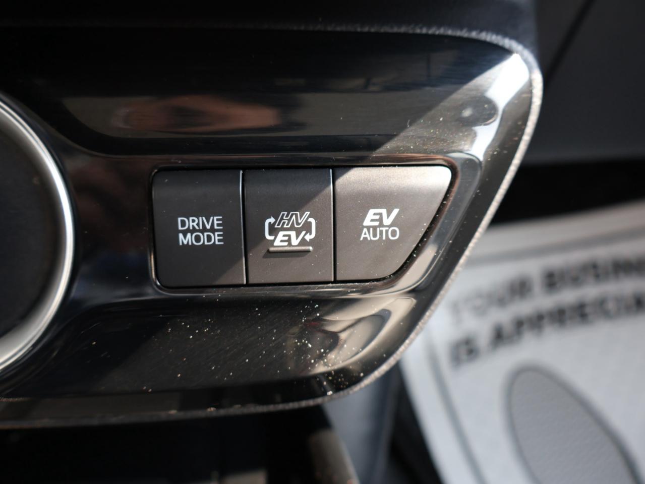 2021 Toyota Prius Prime PLUG-IN UPGRADE CERTIFIED *ACCIDENT FREE* CAMERA NAV BLUETOOTH LEATHER HEATED SEATS CRUISE ALLOYS - Photo #23