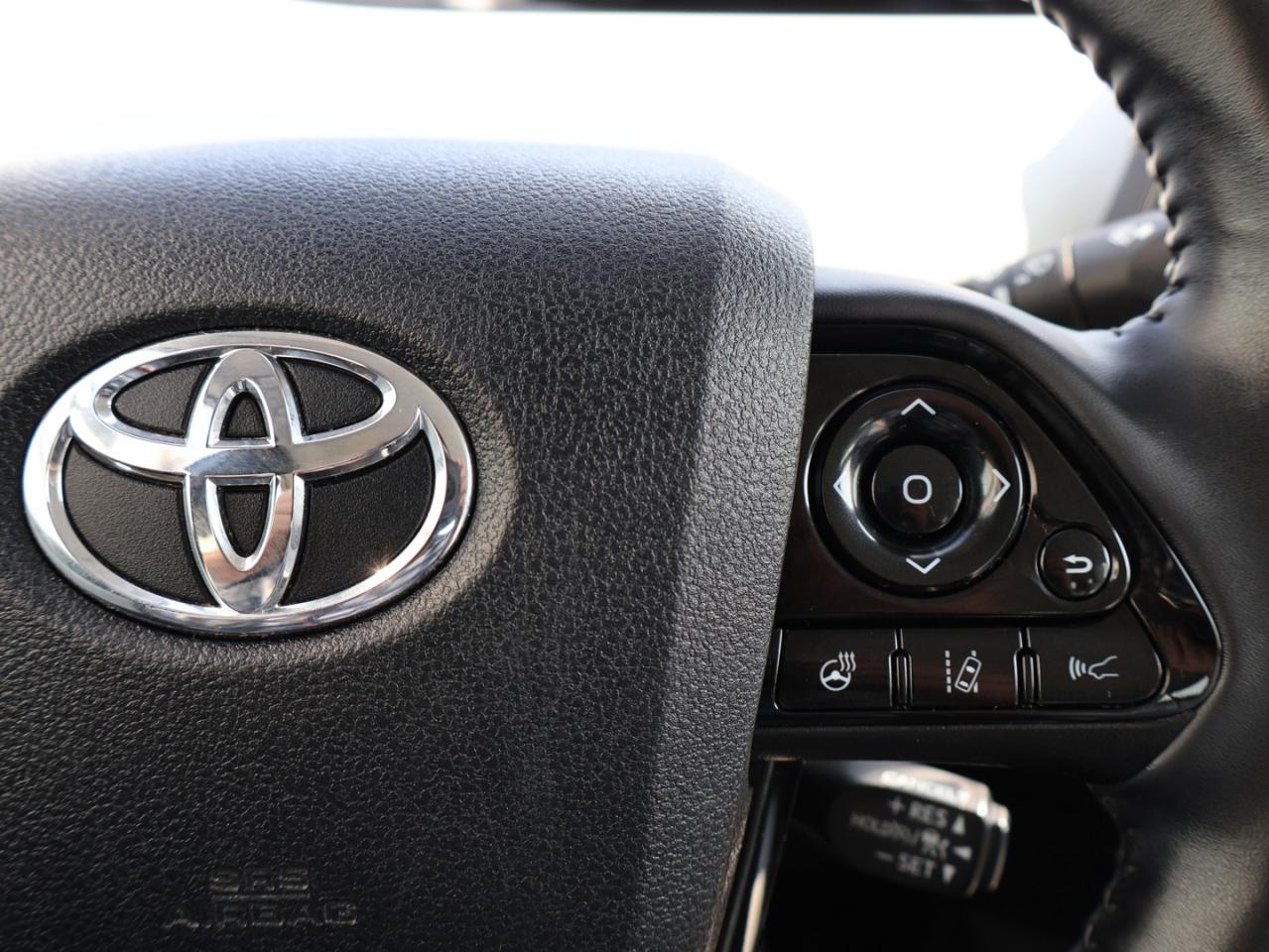 2021 Toyota Prius Prime PLUG-IN UPGRADE CERTIFIED *ACCIDENT FREE* CAMERA NAV BLUETOOTH LEATHER HEATED SEATS CRUISE ALLOYS - Photo #31