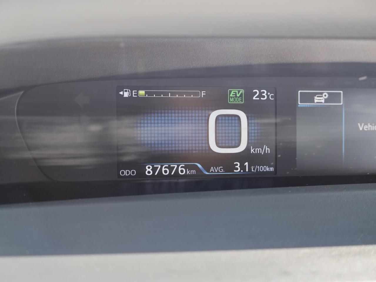 2021 Toyota Prius Prime PLUG-IN UPGRADE CERTIFIED *ACCIDENT FREE* CAMERA NAV BLUETOOTH LEATHER HEATED SEATS CRUISE ALLOYS - Photo #41