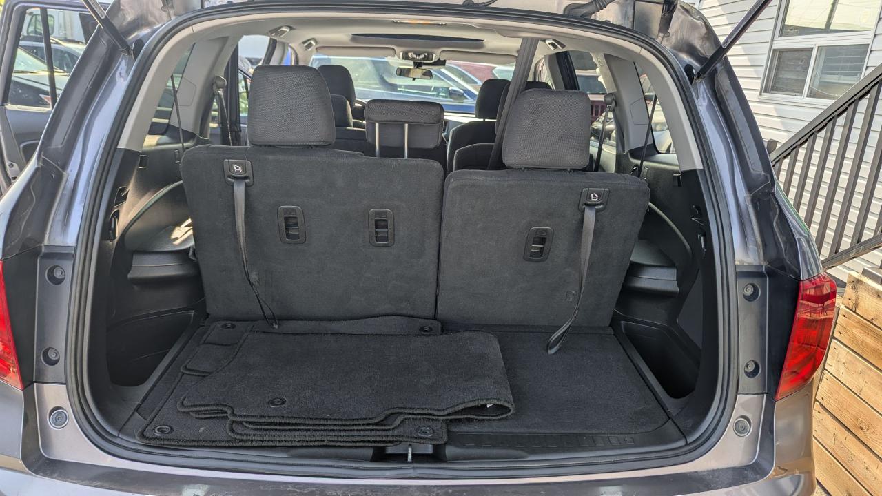 2017 Honda Pilot EX - Photo #10