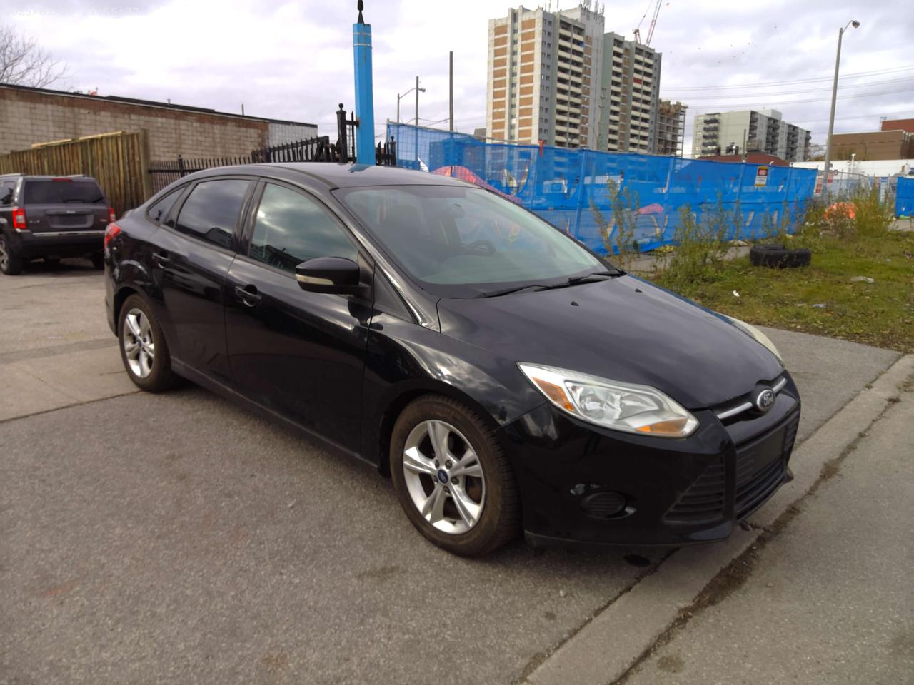 2014 Ford Focus 4DR SDN SE Photo