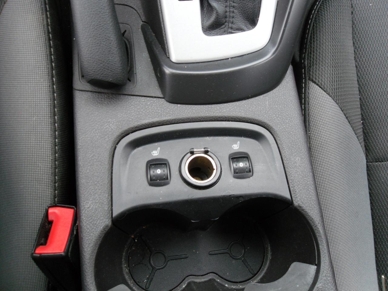 2014 Ford Focus 4DR SDN SE Photo