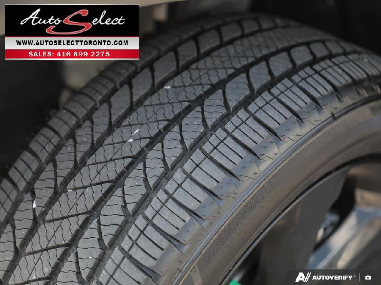 2021 Jeep Grand Cherokee L Laredo Altitude - AWD - Apple Carplay - Clean Carfax Photo