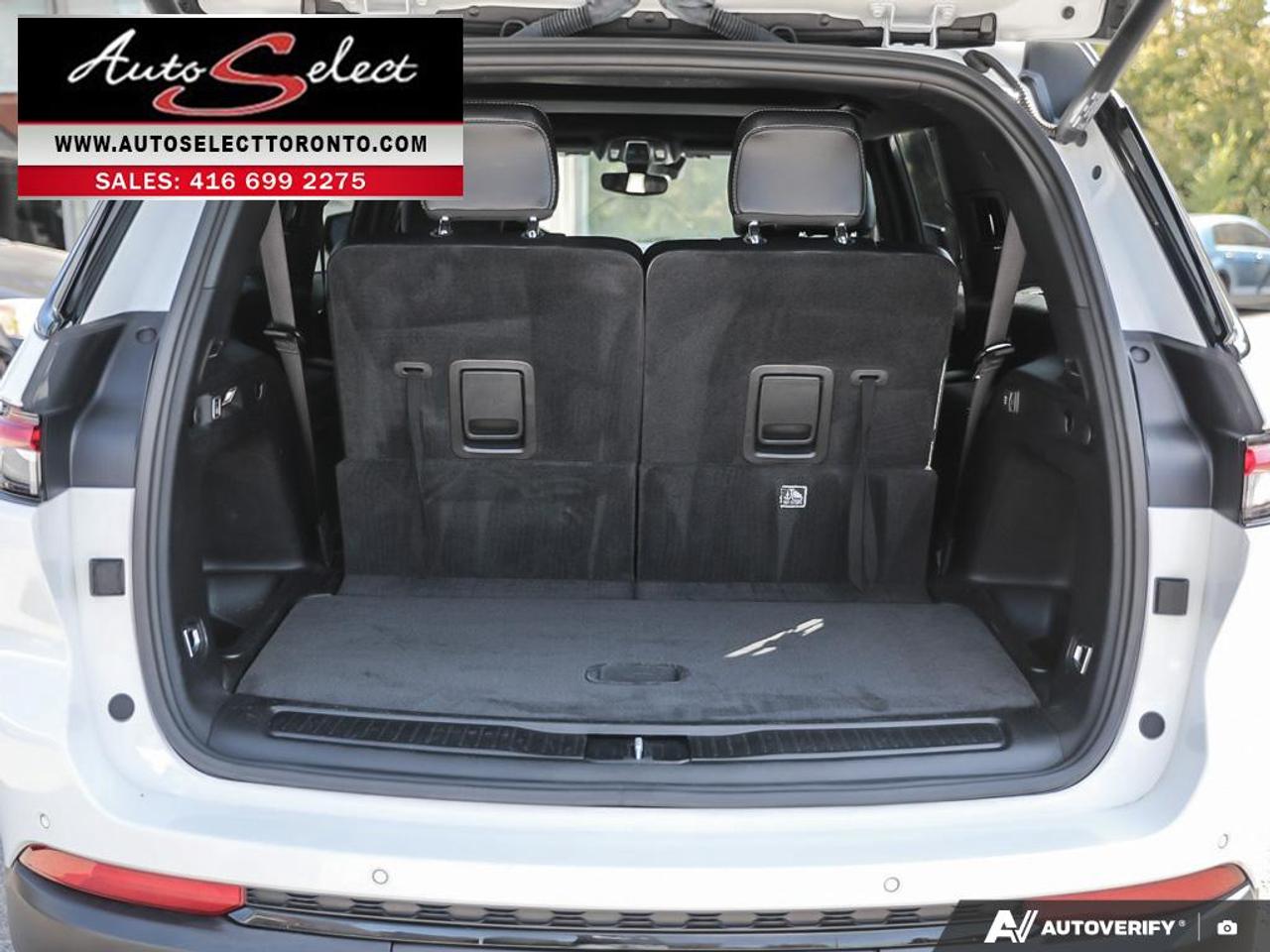 2021 Jeep Grand Cherokee L Laredo Altitude - AWD - Apple Carplay - Clean Carfax Photo