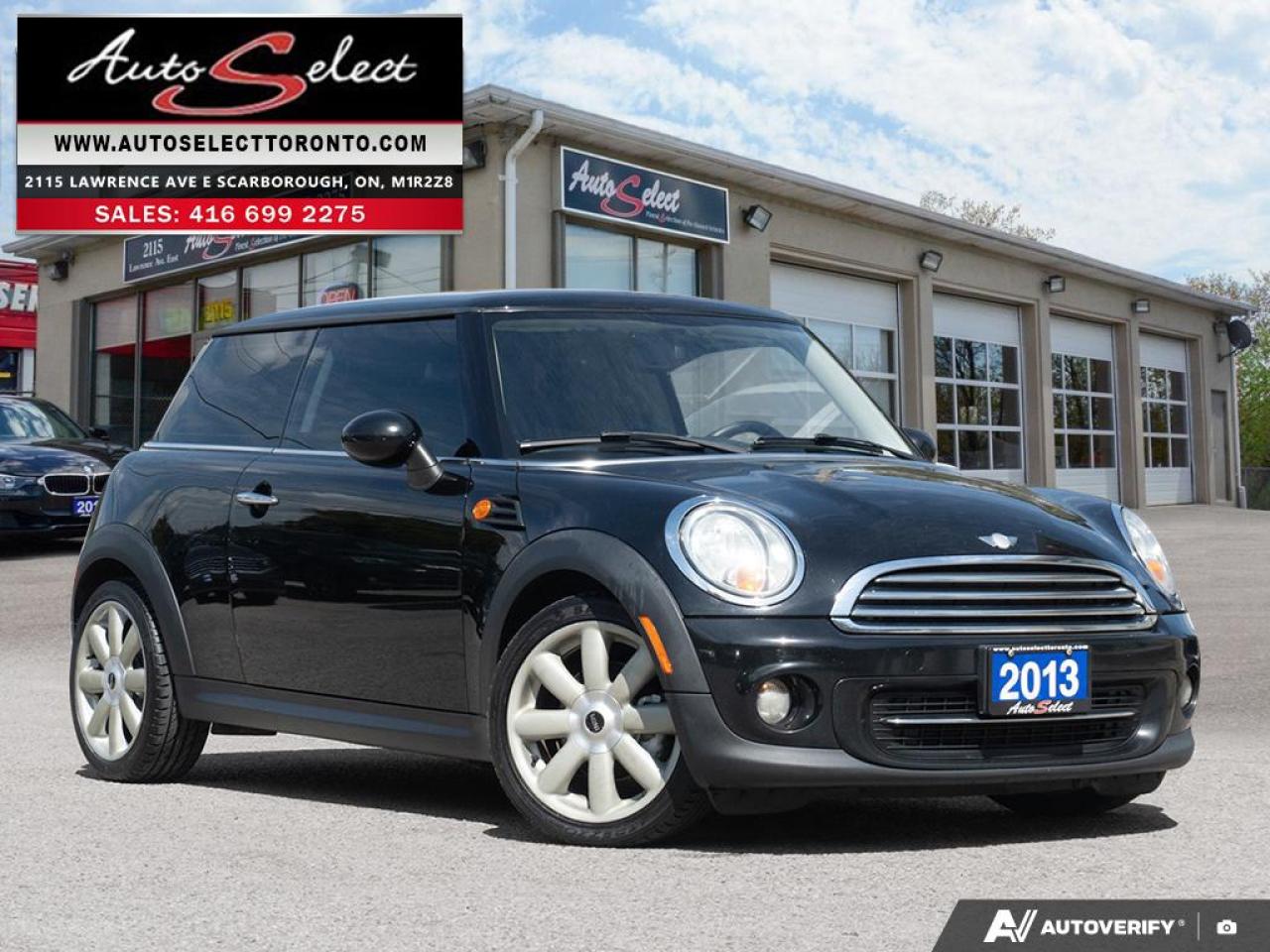 2013 MINI Cooper 3-Door 6 Speed - Panoramic Sunroof - Well Maintained Photo0