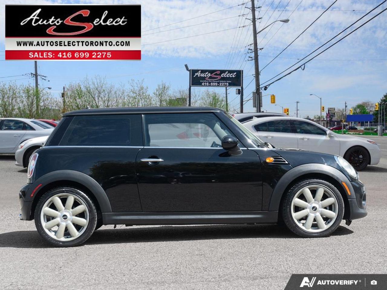 2013 MINI Cooper 3-Door 6 Speed - Panoramic Sunroof - Well Maintained Photo