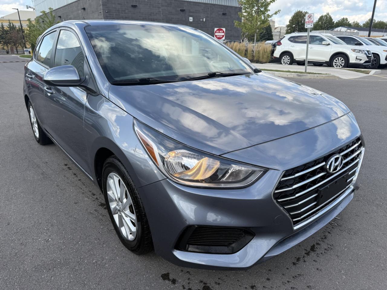 2020 Hyundai Accent Preferred | Low KM | Photo2