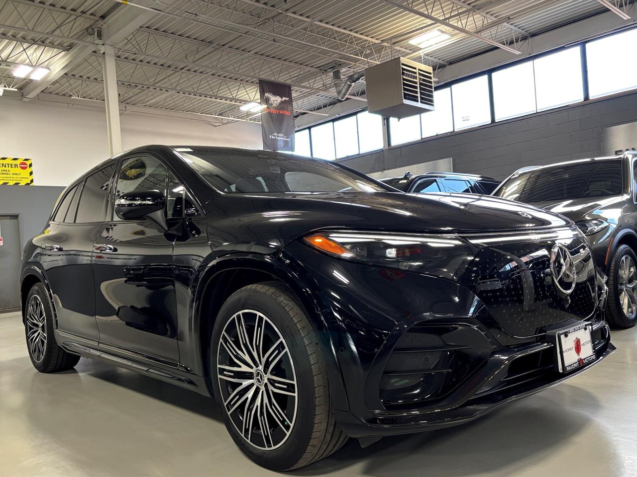 2023 Mercedes-Benz E-Class EQS580|4MATIC|SUV|NOLUXTAX|NAV|RECLINE|MASSAGE|HUD - Photo #2
