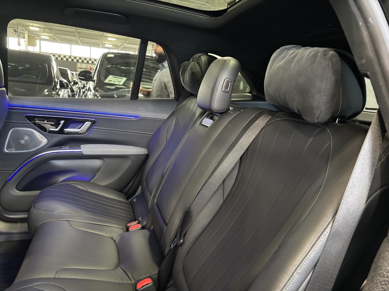 2023 Mercedes-Benz E-Class EQS580|4MATIC|SUV|NOLUXTAX|NAV|RECLINE|MASSAGE|HUD - Photo #12