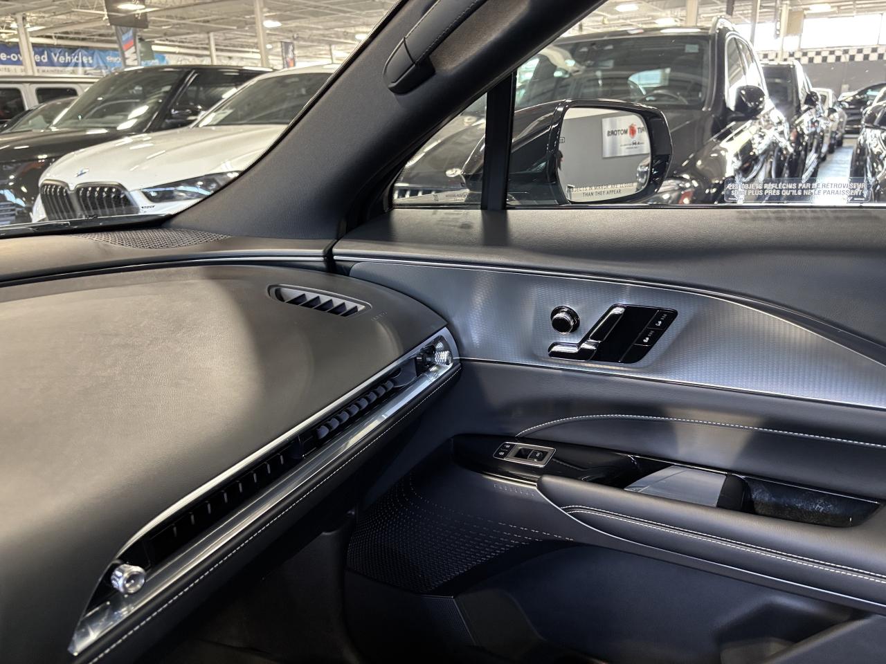 2024 Cadillac LYRIQ Tech|1SA|AWD|CLUSTERNAV|FULLGLASSROOF|FLOORLINERS| - Photo #23
