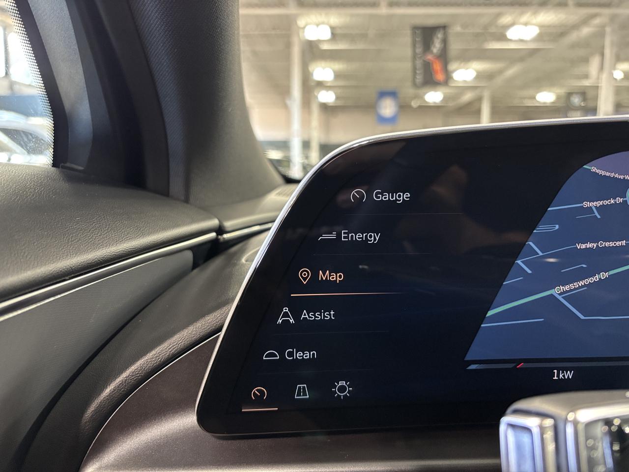2024 Cadillac LYRIQ Tech|1SA|AWD|CLUSTERNAV|FULLGLASSROOF|FLOORLINERS| - Photo #43