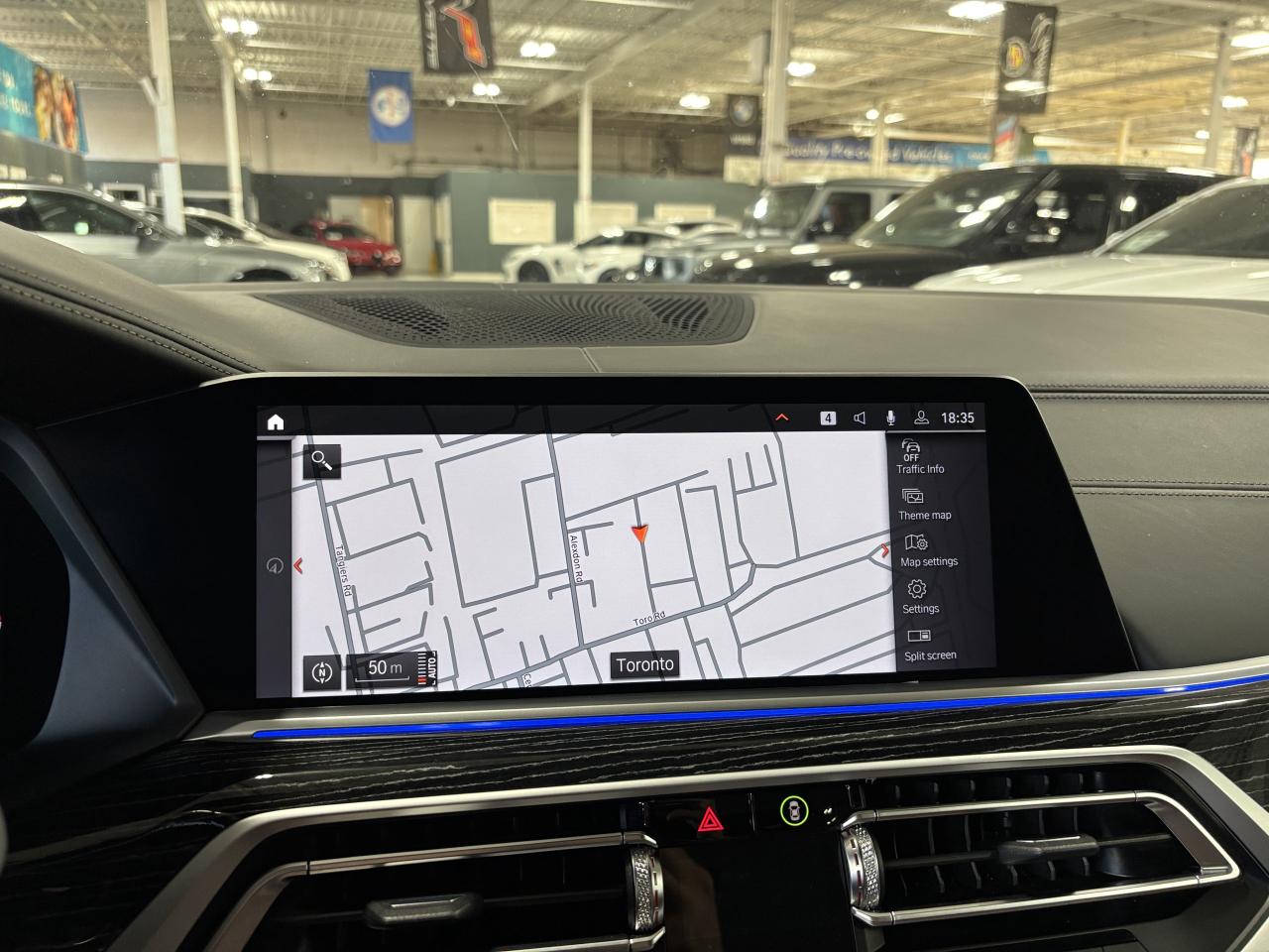 2022 BMW X7 M50i | INDIVIDUAL | NAV | GLASSCONTROLS |SKYLOUNGE - Photo #27