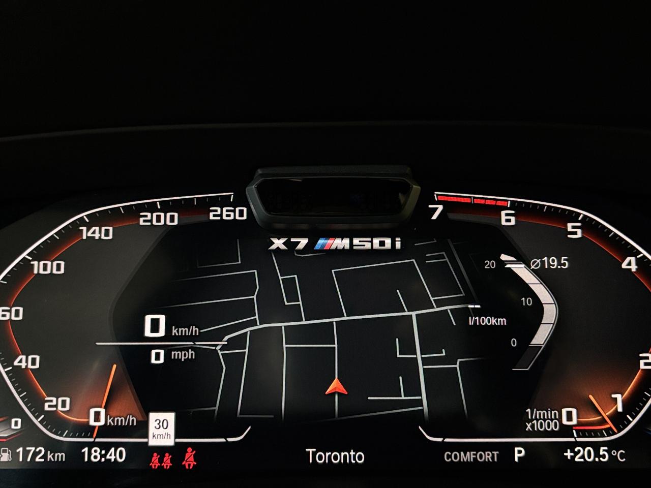 2022 BMW X7 M50i | INDIVIDUAL | NAV | GLASSCONTROLS |SKYLOUNGE - Photo #64