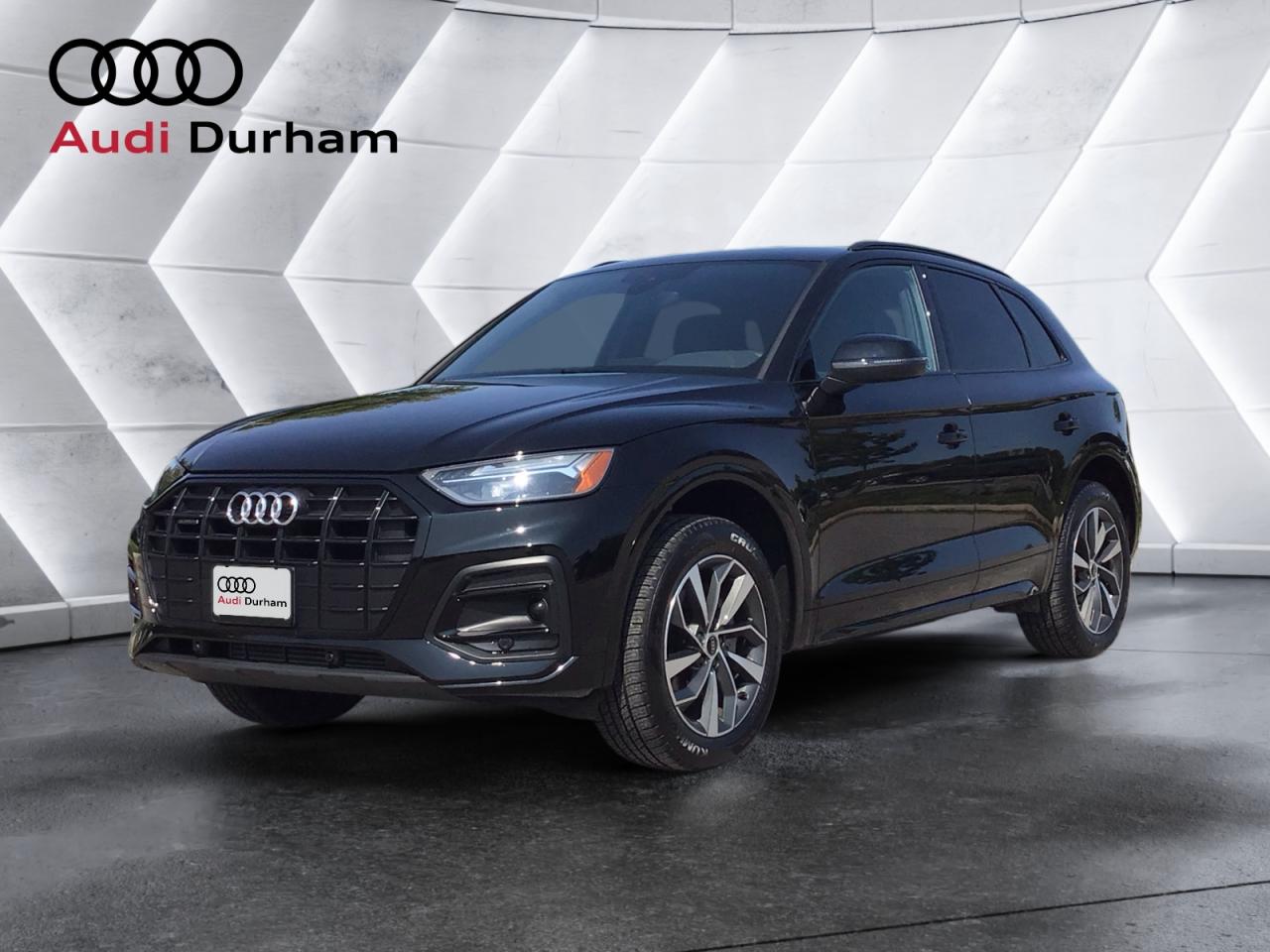 Used 2025 Audi Q5 2.0T Komfort + Apple CarPlay | AWD for sale in Whitby, ON