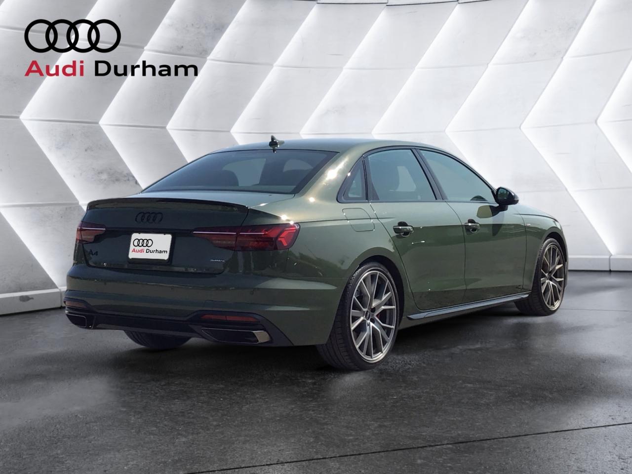 2023 Audi A4 2.0T Technik + Blk Pkg | CarPlay | 360 Camera Photo4