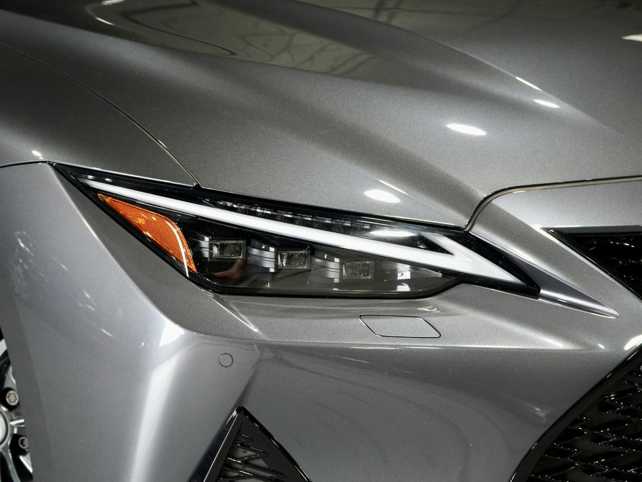 2025 Lexus IS IS 500 F SPORT/ANTI THEFT/MARK LEVINSON/1OWNER/NAV Photo