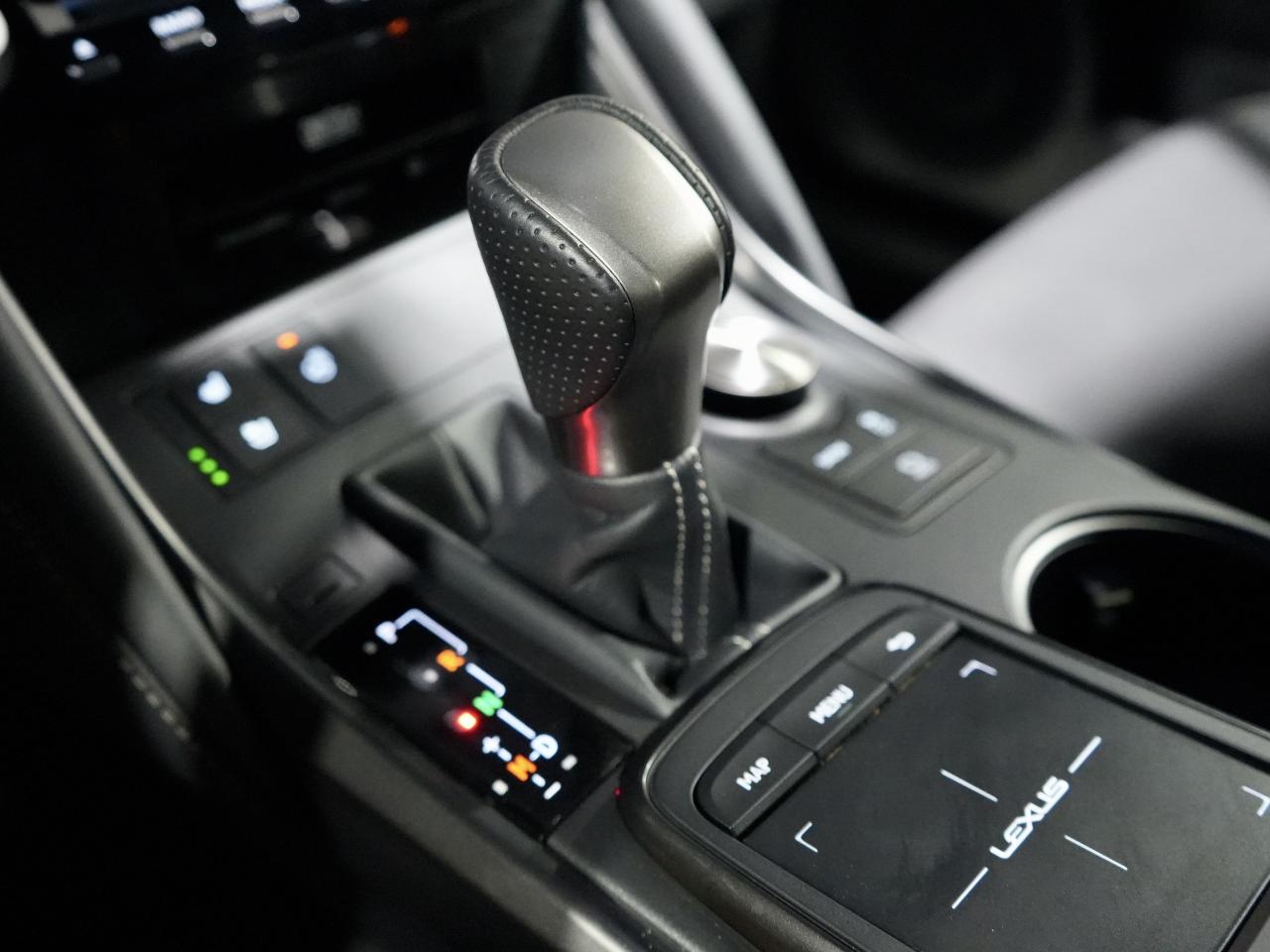 2025 Lexus IS IS 500 F SPORT/ANTI THEFT/MARK LEVINSON/1OWNER/NAV Photo