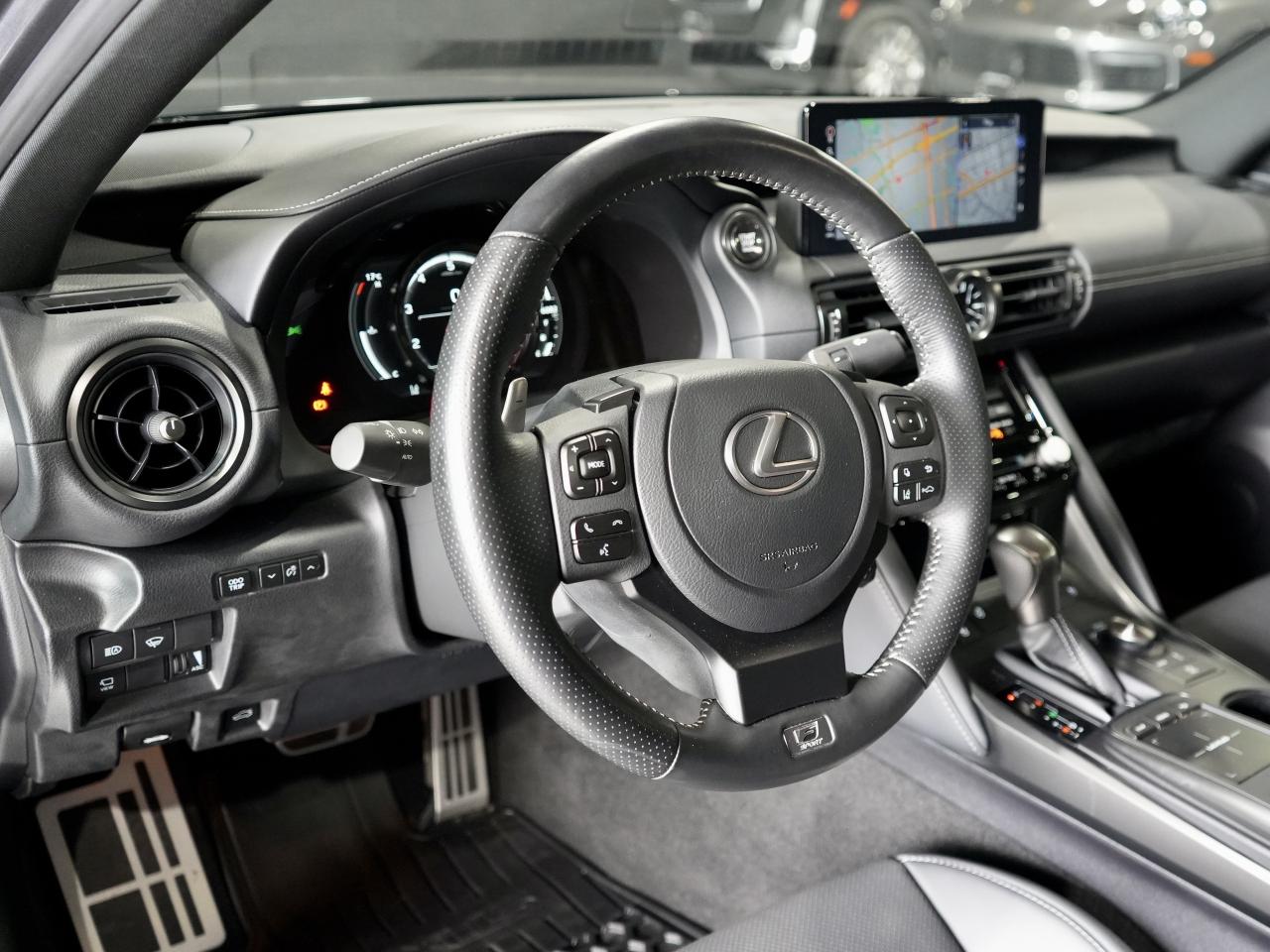 2025 Lexus IS IS 500 F SPORT/ANTI THEFT/MARK LEVINSON/1OWNER/NAV Photo