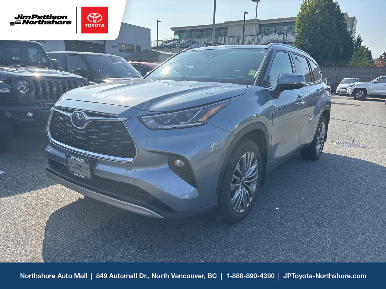 Used 2021 Toyota Highlander  for sale in North Vancouver, BC
