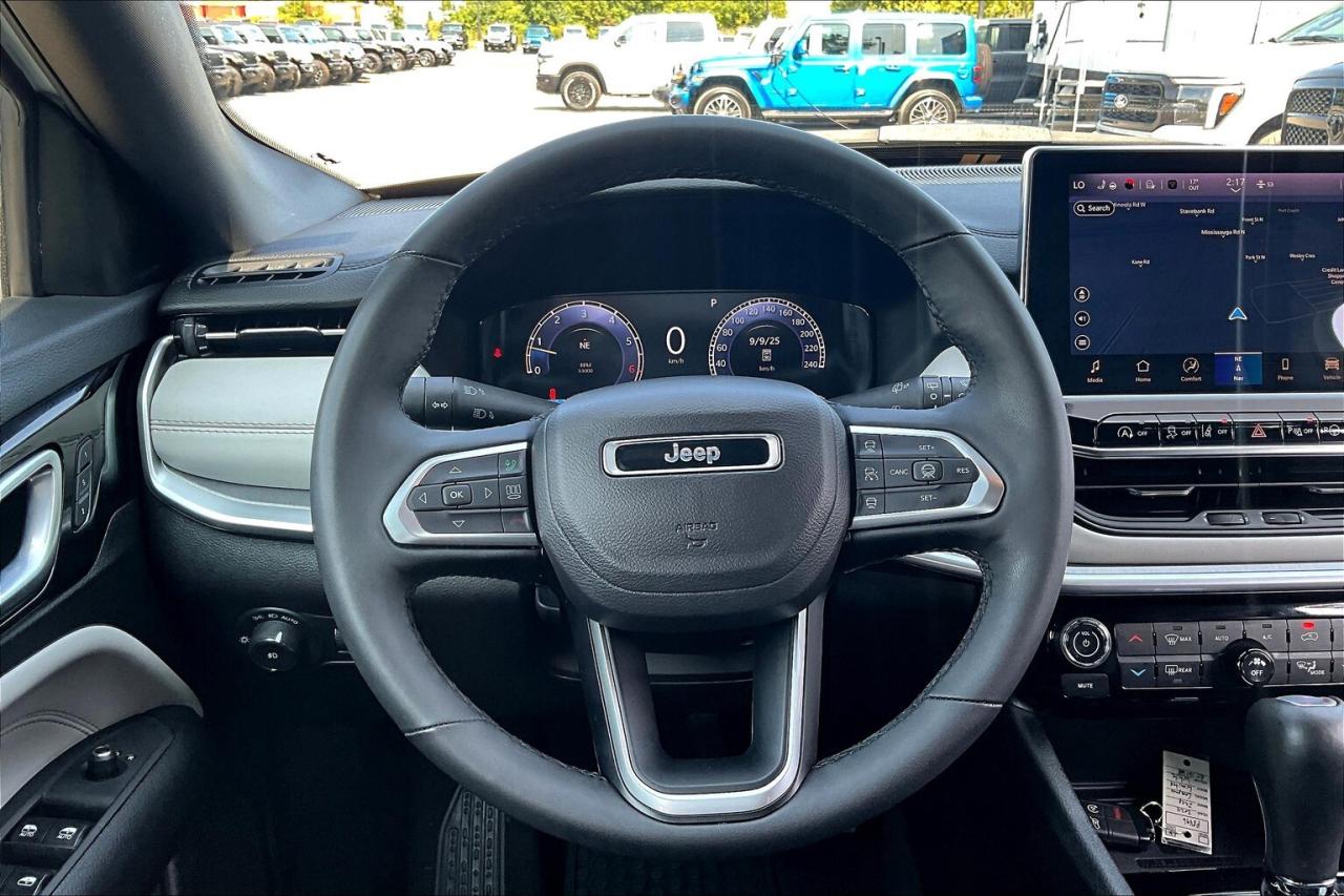 2024 Jeep Compass Limited Elite | Driver Assist Group | NAV | 4X4 Photo4