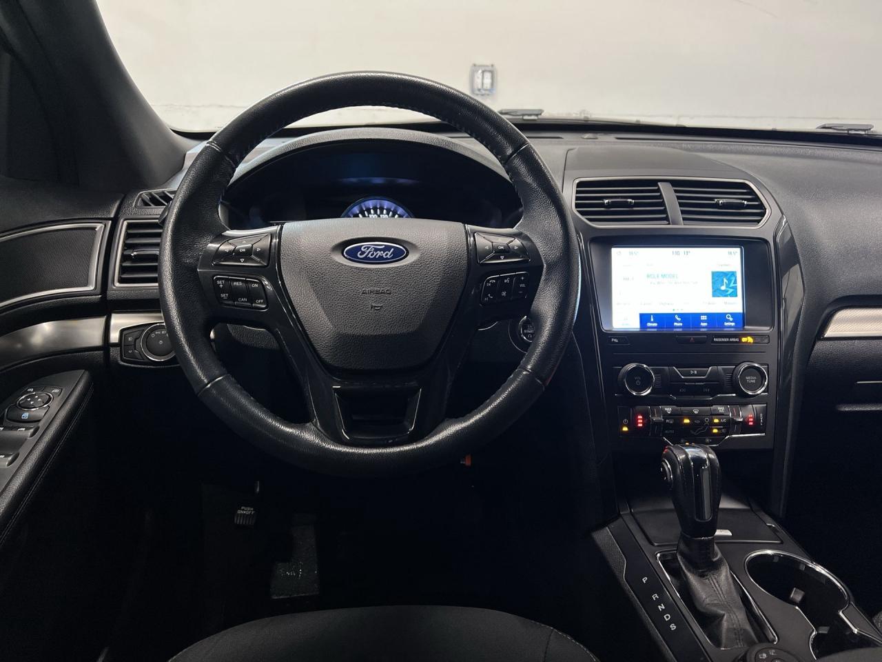 2018 Ford Explorer AWD | 7-PASS | HTD SEATS | REMOTE START | TOW PKG Photo