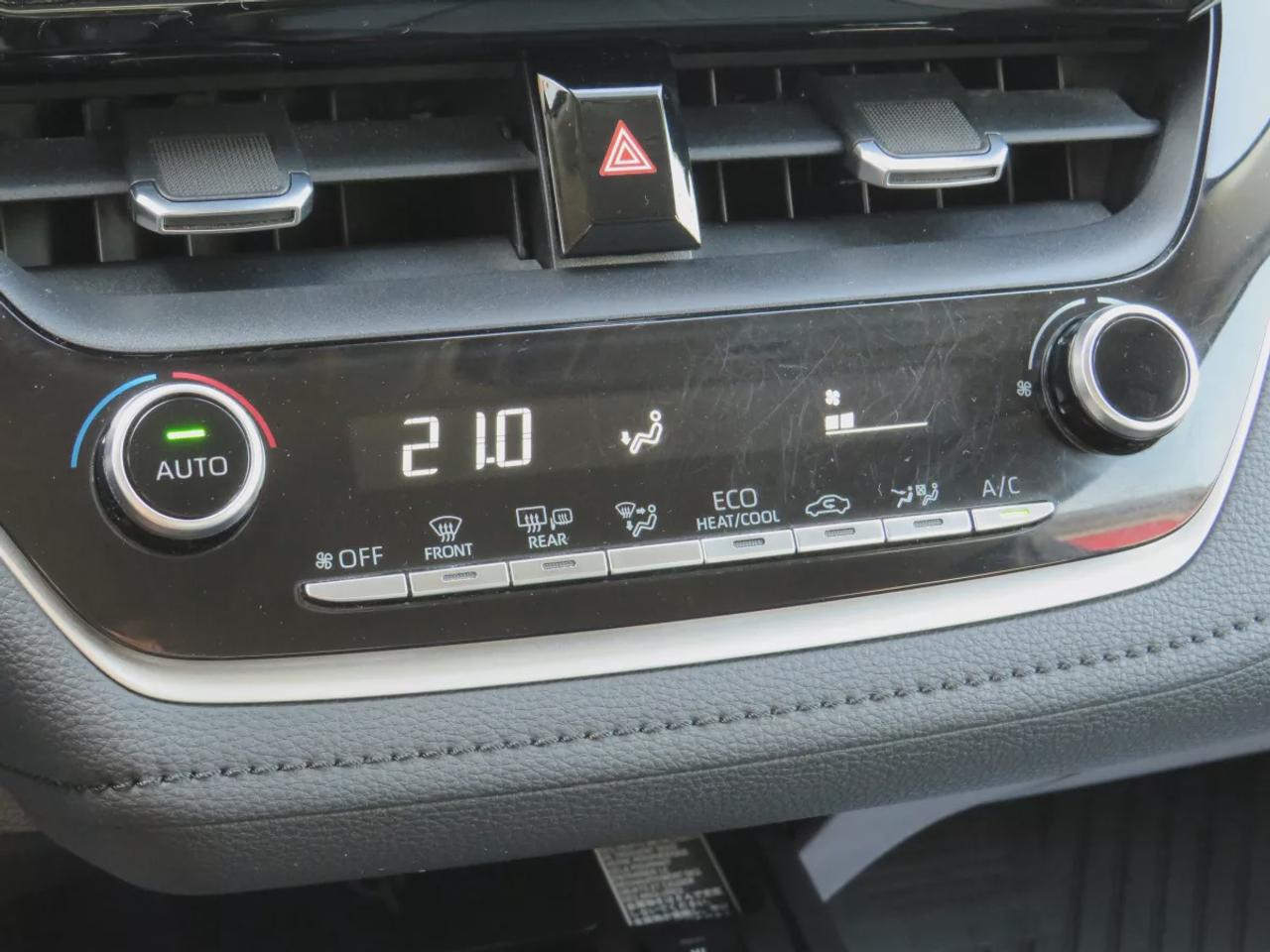 2021 Toyota Corolla Hybrid  | Very Low Km | Clean Title | No Accidents | Safety Certified | Hybrid | Leather | Wireless Phone Charging | Push Button Start | Power Seats | Reverse Camera | Digital Touchscreen | Drive Modes | Heated Seats | Digital Climate Control Photo