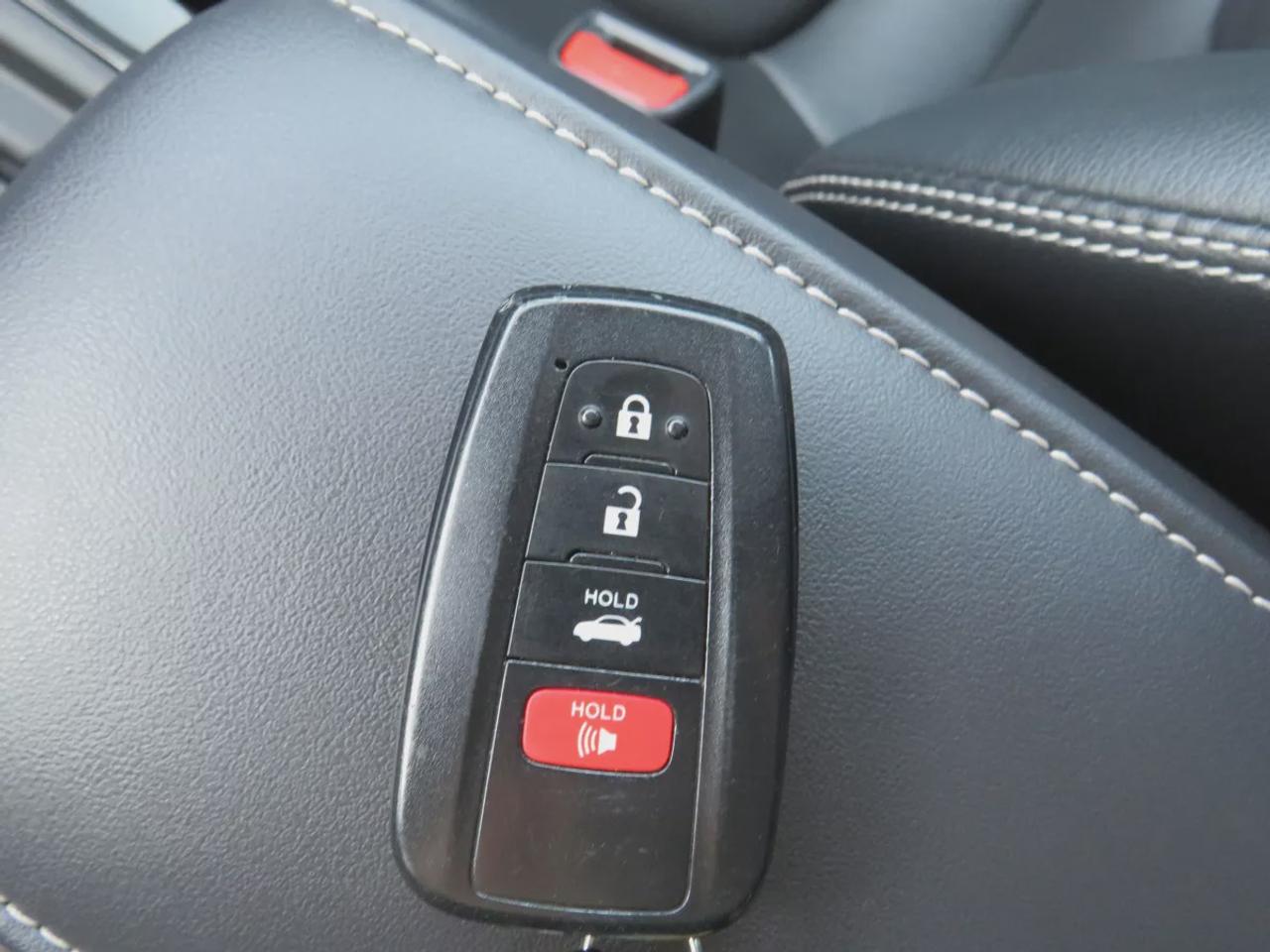 2021 Toyota Corolla Hybrid  | Very Low Km | Clean Title | No Accidents | Safety Certified | Hybrid | Leather | Wireless Phone Charging | Push Button Start | Power Seats | Reverse Camera | Digital Touchscreen | Drive Modes | Heated Seats | Digital Climate Control Photo