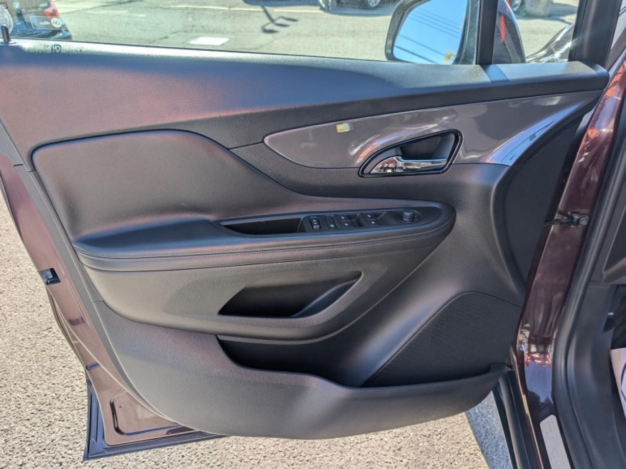2017 Buick Encore Preferred  **CAM - PWR SEAT** Photo