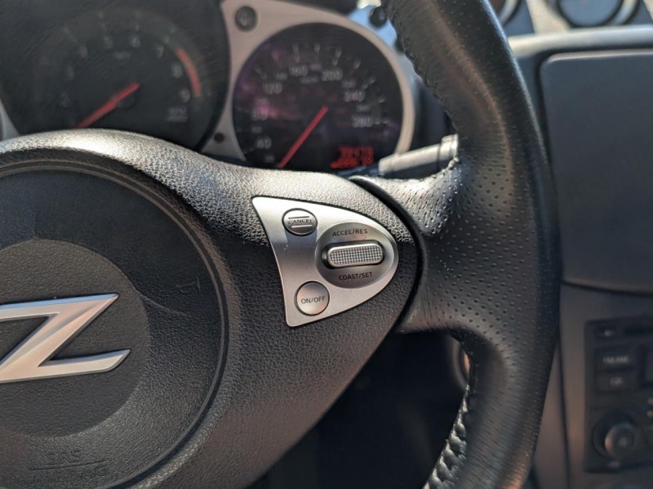 2016 Nissan 370Z Coupe  **VERY CLEAN - LOW MILEAGE** Photo