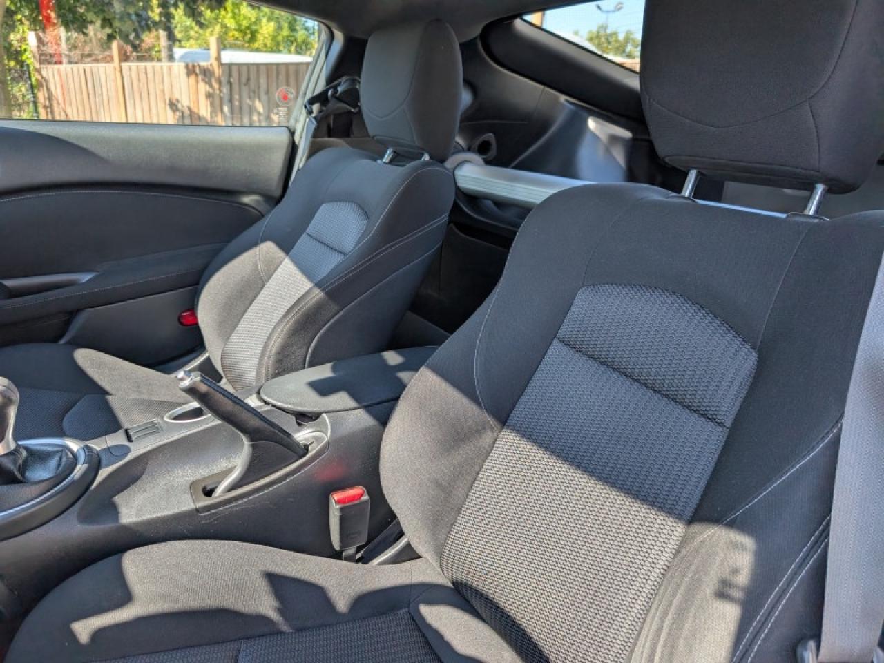 2016 Nissan 370Z Coupe  **VERY CLEAN - LOW MILEAGE** Photo