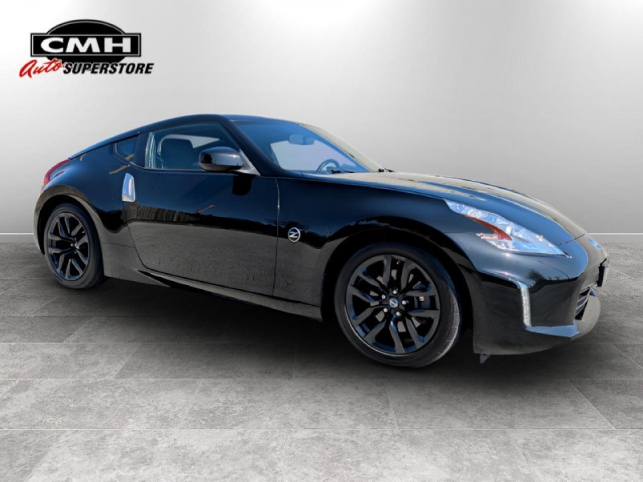 2016 Nissan 370Z Coupe  **VERY CLEAN - LOW MILEAGE** Photo