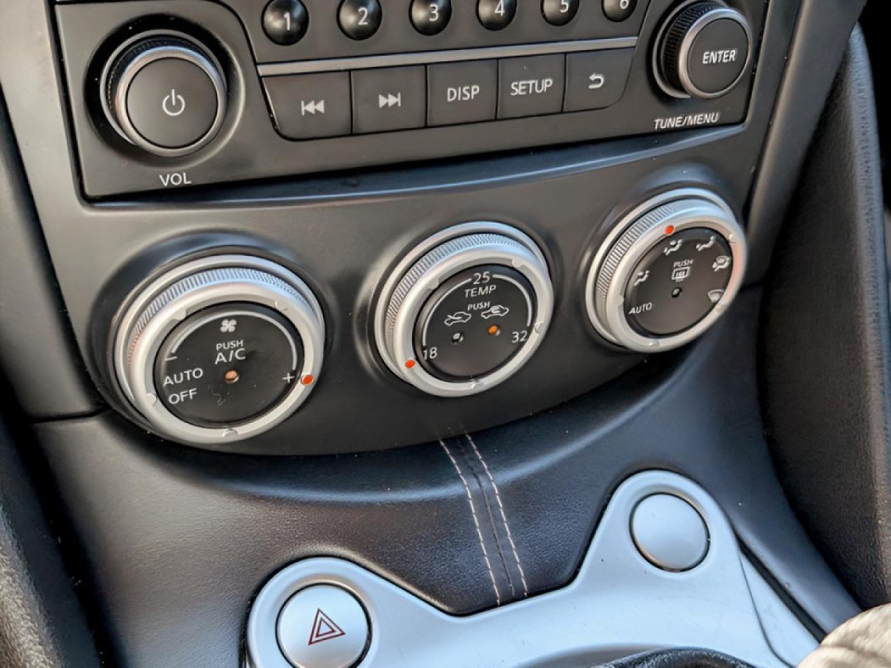 2016 Nissan 370Z Coupe  **VERY CLEAN - LOW MILEAGE** Photo