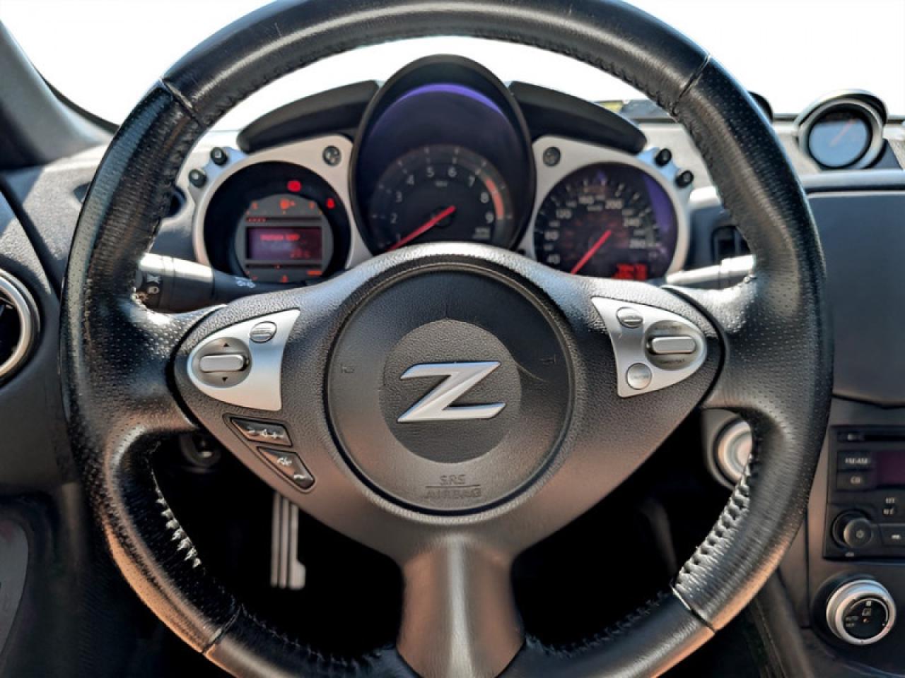 2016 Nissan 370Z Coupe  **VERY CLEAN - LOW MILEAGE** Photo