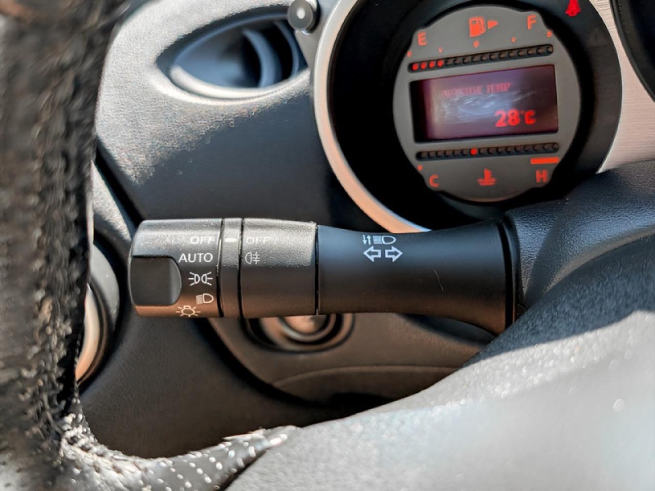 2016 Nissan 370Z Coupe  **VERY CLEAN - LOW MILEAGE** Photo