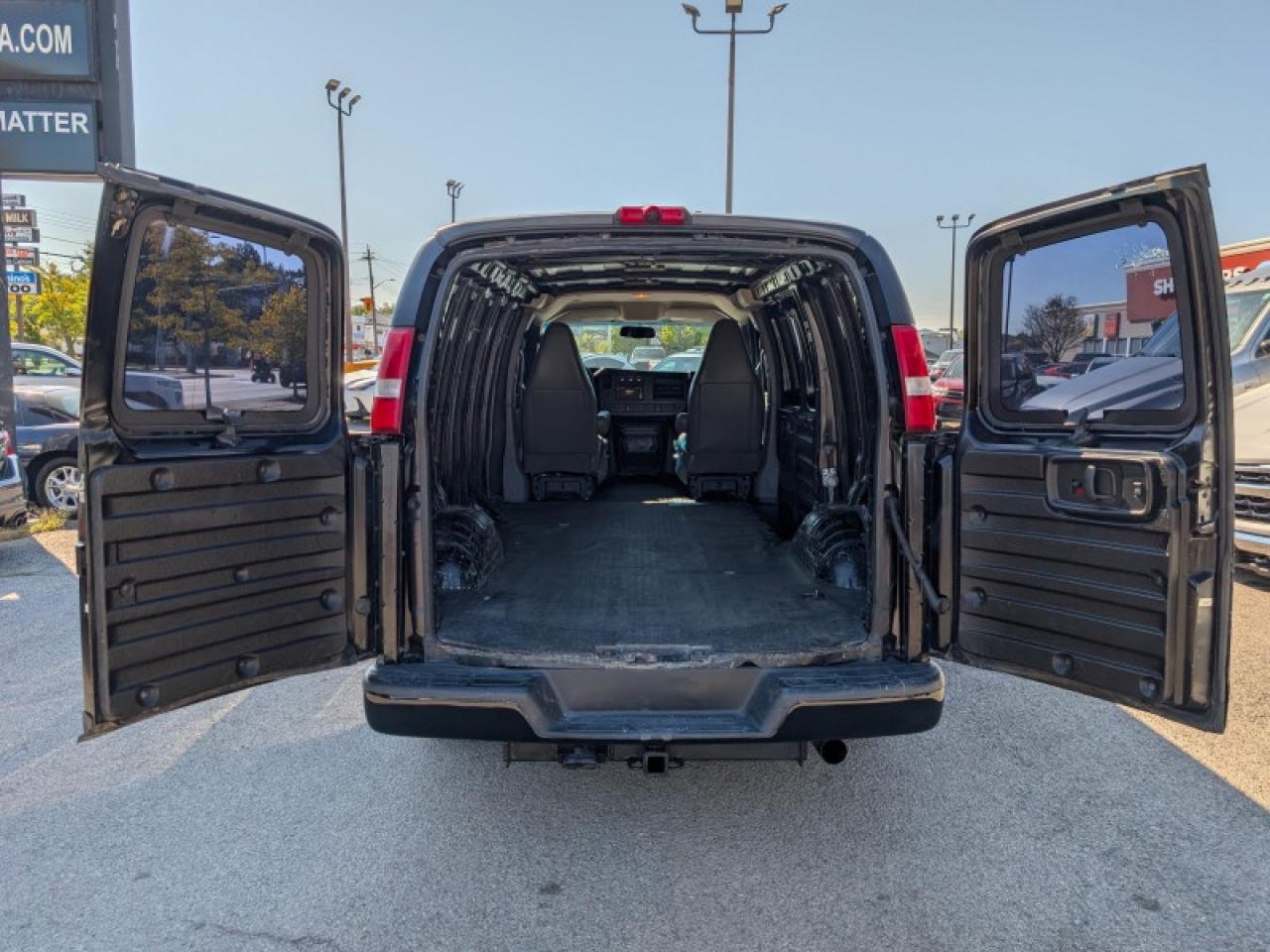 2017 Chevrolet Express Cargo Van WT Cargo Van  **CAM - LEATH** Photo