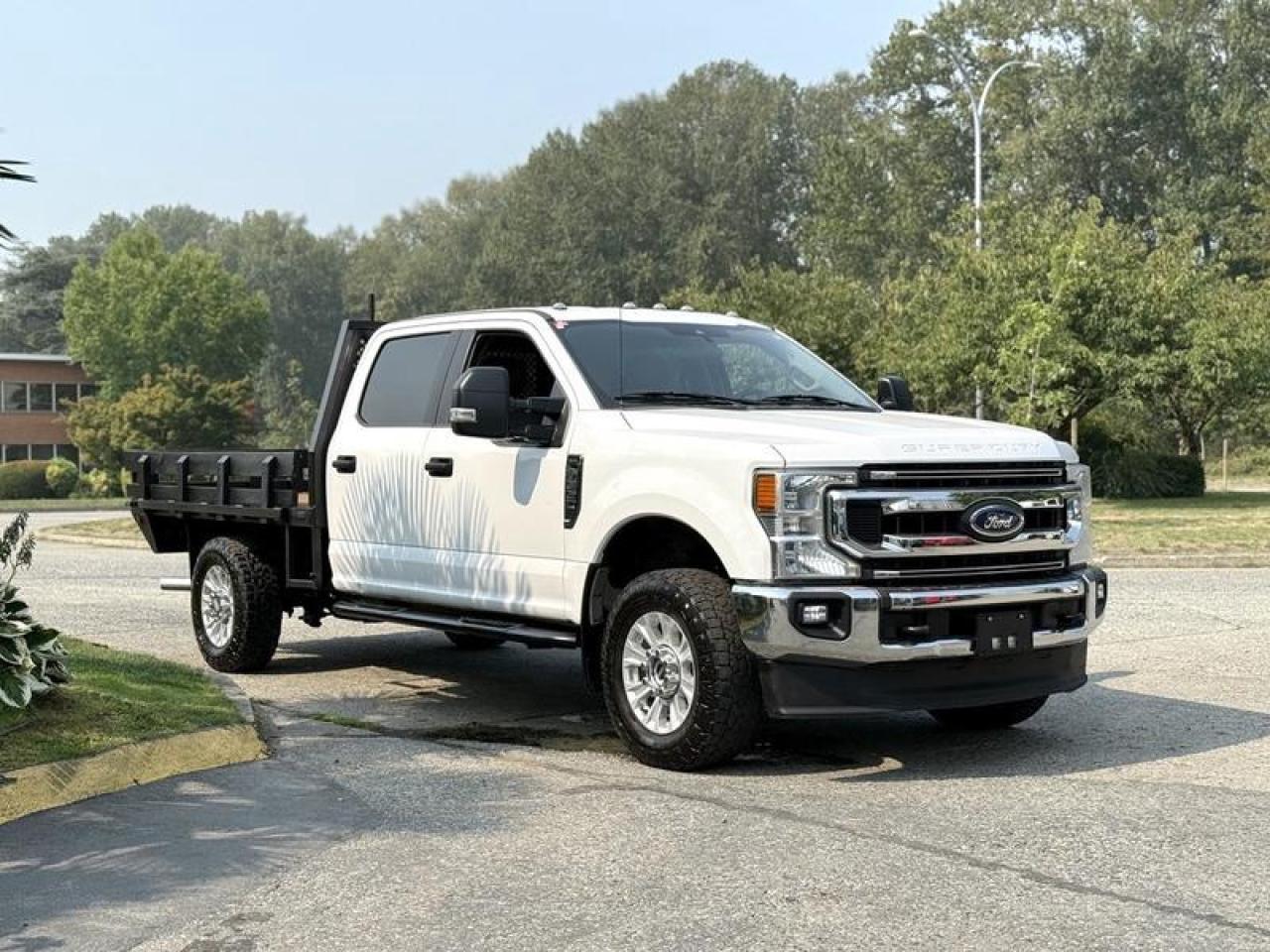 Used 2020 Ford F-350 SD XLT 4X4 9-Foot Flat Deck Truck for sale in Burnaby, BC