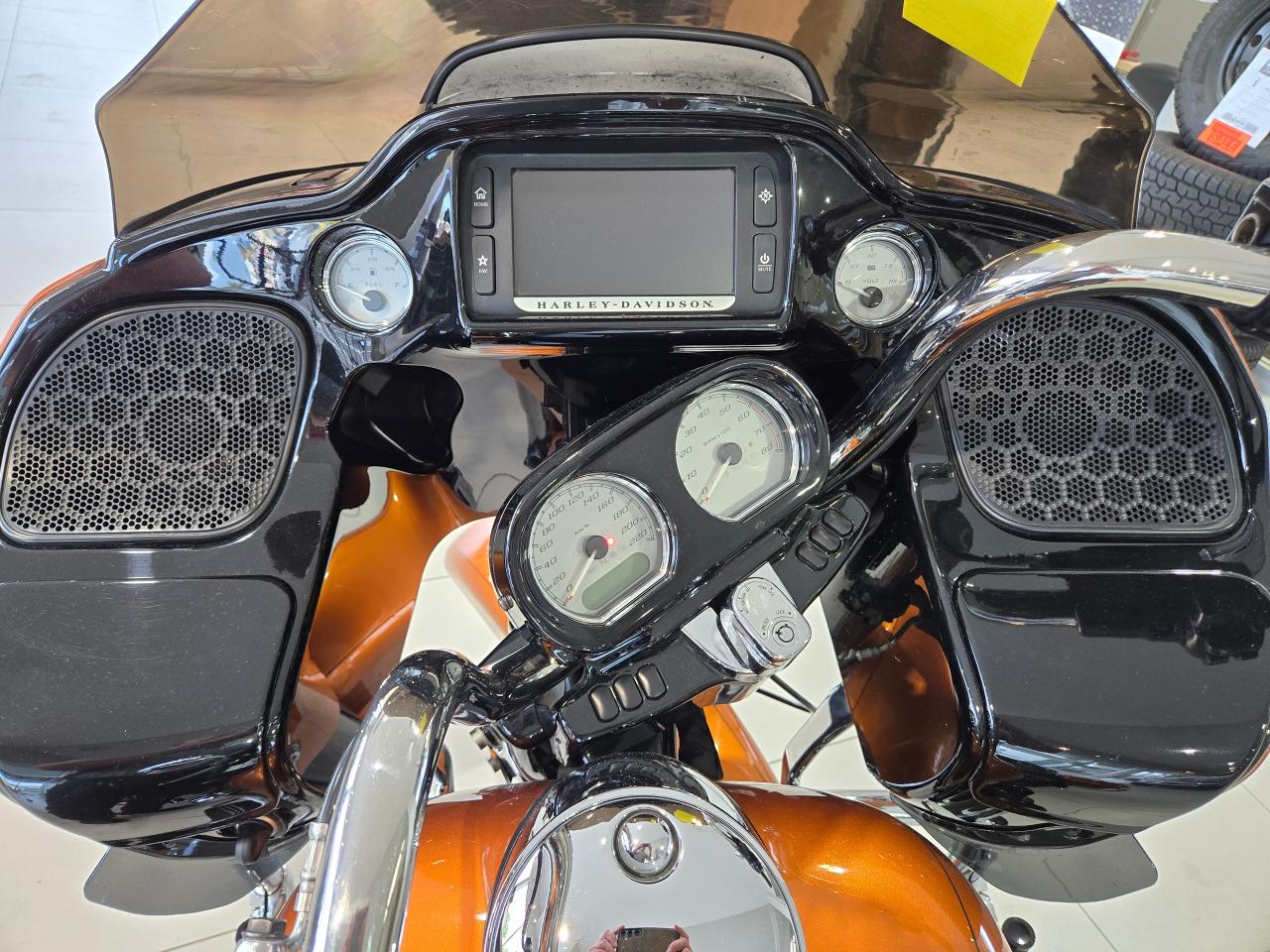 2015 Harley-Davidson Road Glide Special ROAD GLIDE SPECIAL Photo3