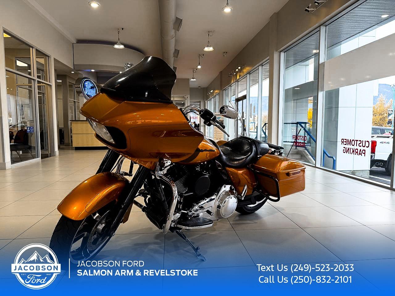 2015 Harley Davidson FLHXS STREET GLIDE SPECIAL Photo0