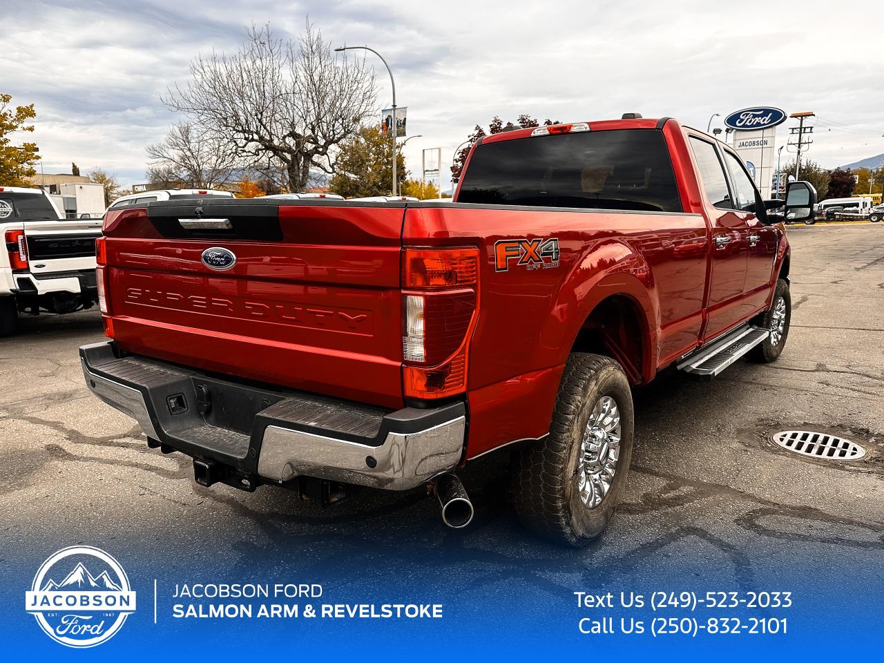 2022 Ford F-250 Super Duty SRW XLT Photo3