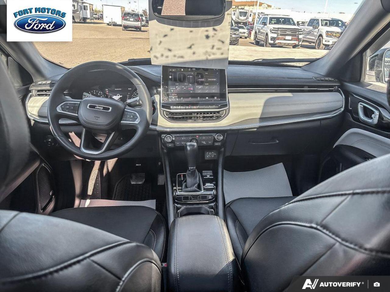 2023 Jeep Compass LIMITED Photo5