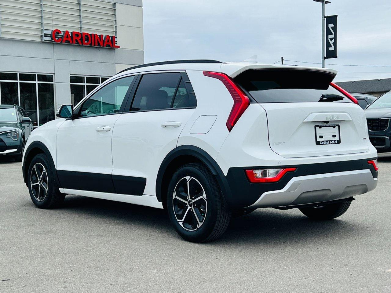 2026 Kia NIRO HEV EX PREMIUM Photo