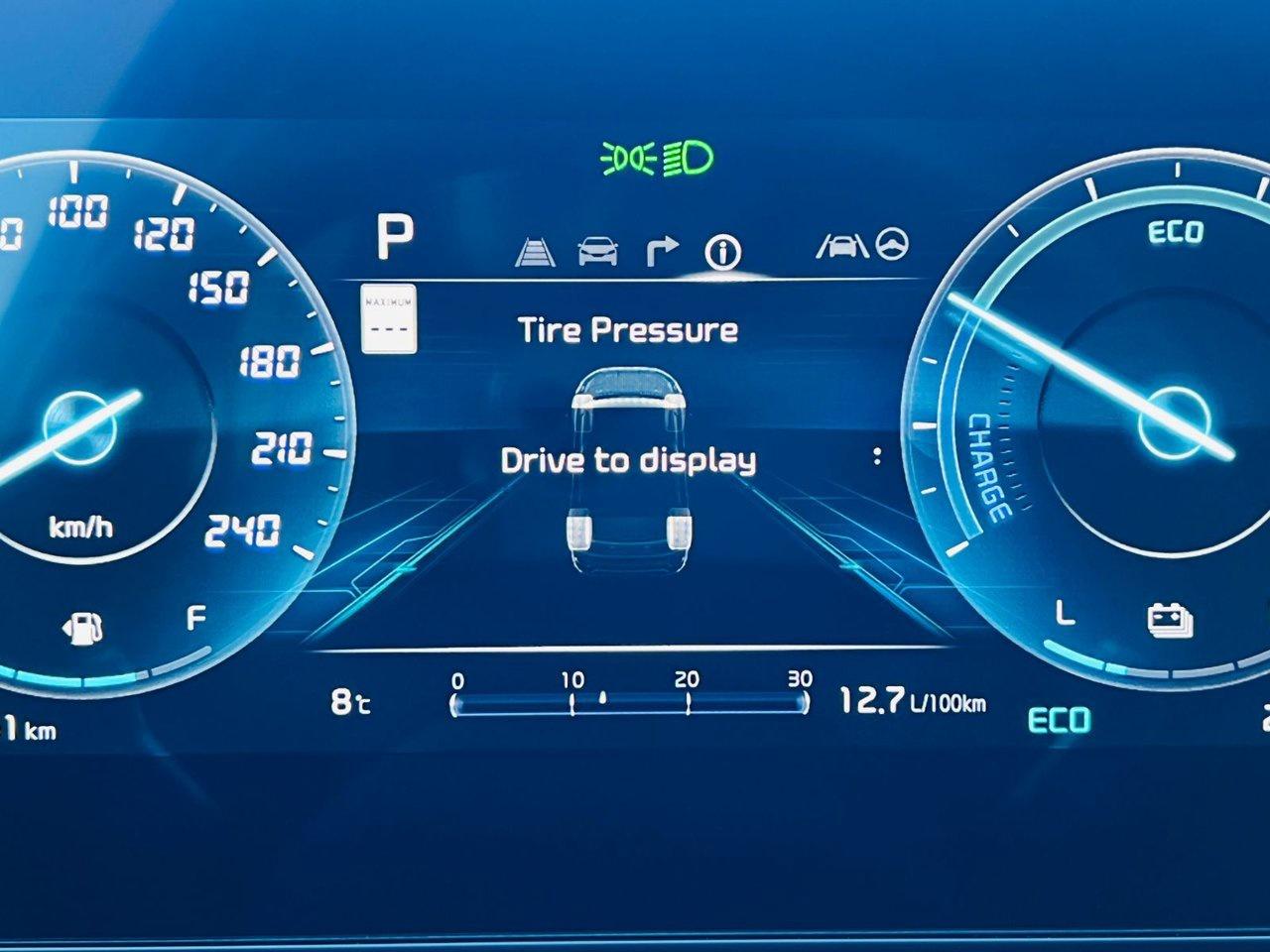 2026 Kia NIRO HEV EX PREMIUM Photo