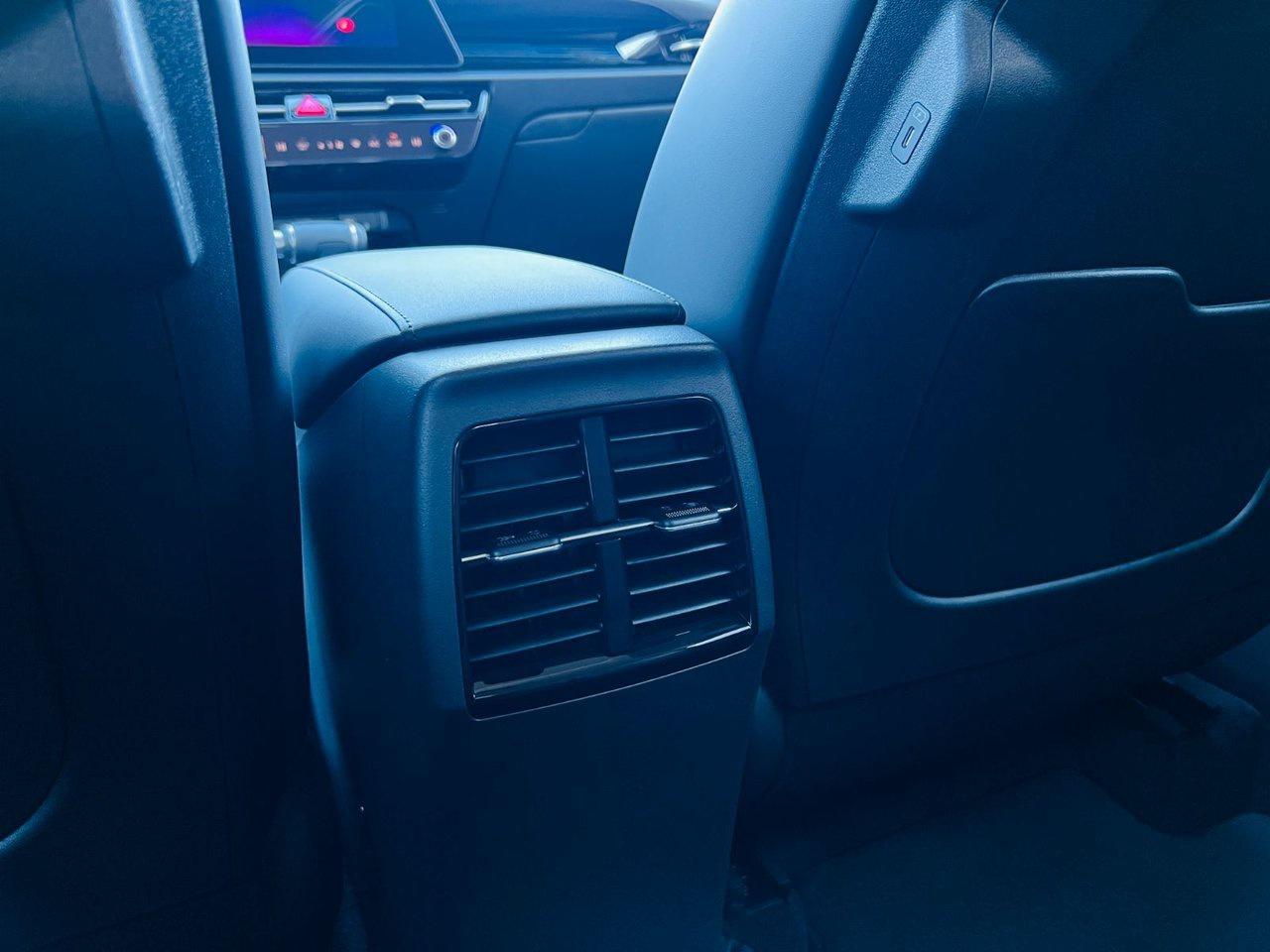 2026 Kia NIRO HEV EX PREMIUM Photo