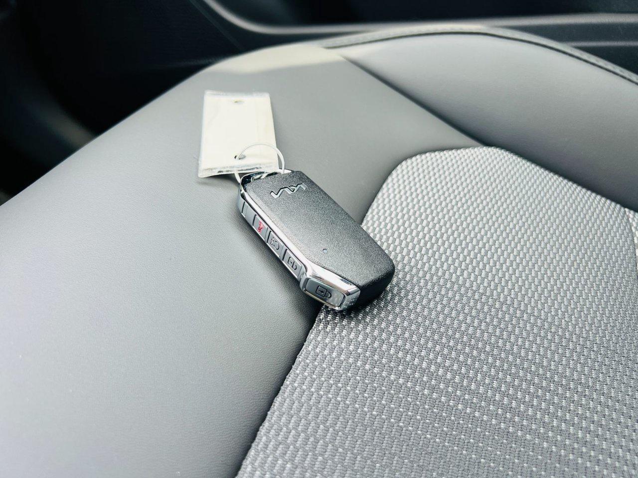 2026 Kia NIRO HEV EX Photo